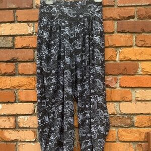 Black and White Paisley Harem Pants
